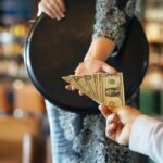 Чаевые В Германии [Когда, Как И Сколько платить?]