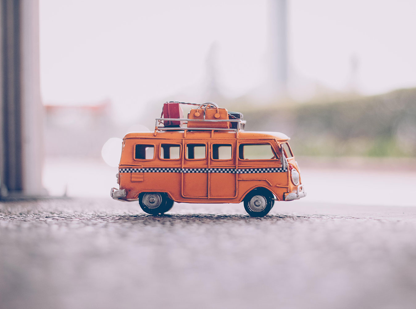 Список слов на немецком языке на тему Транспорт и Путешествия